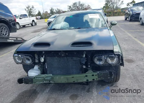 2021 Dodge Challenger R/T Scat Pack z USA, uszkodzony, nr VIN 2C3CDZFJXMH580577